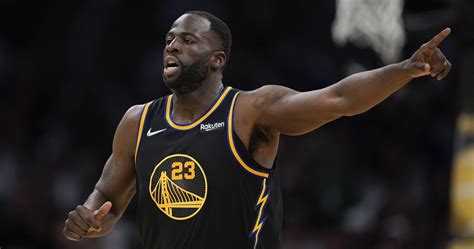 green punches poole|Draymond Green apologizes for punching Jordan Poole, says he。